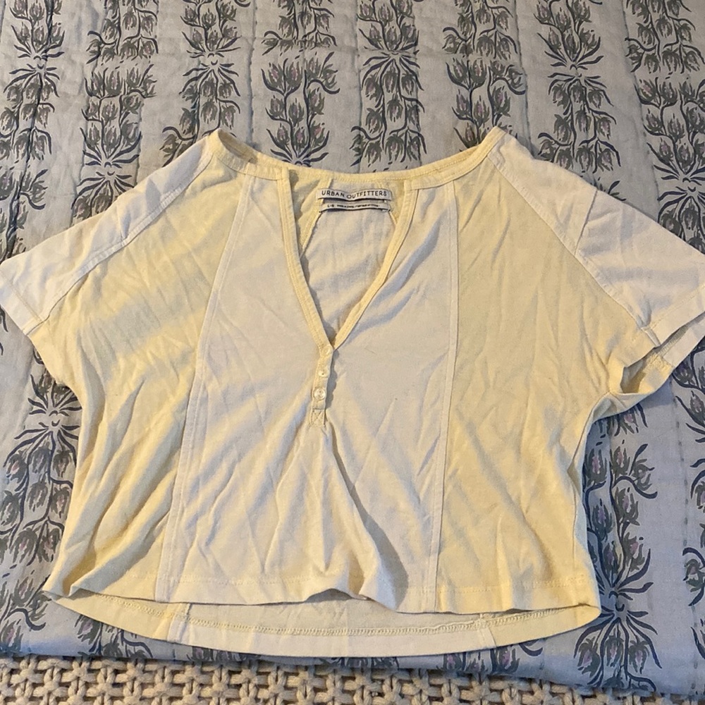 URBAN OUTFITTERS SHIRT